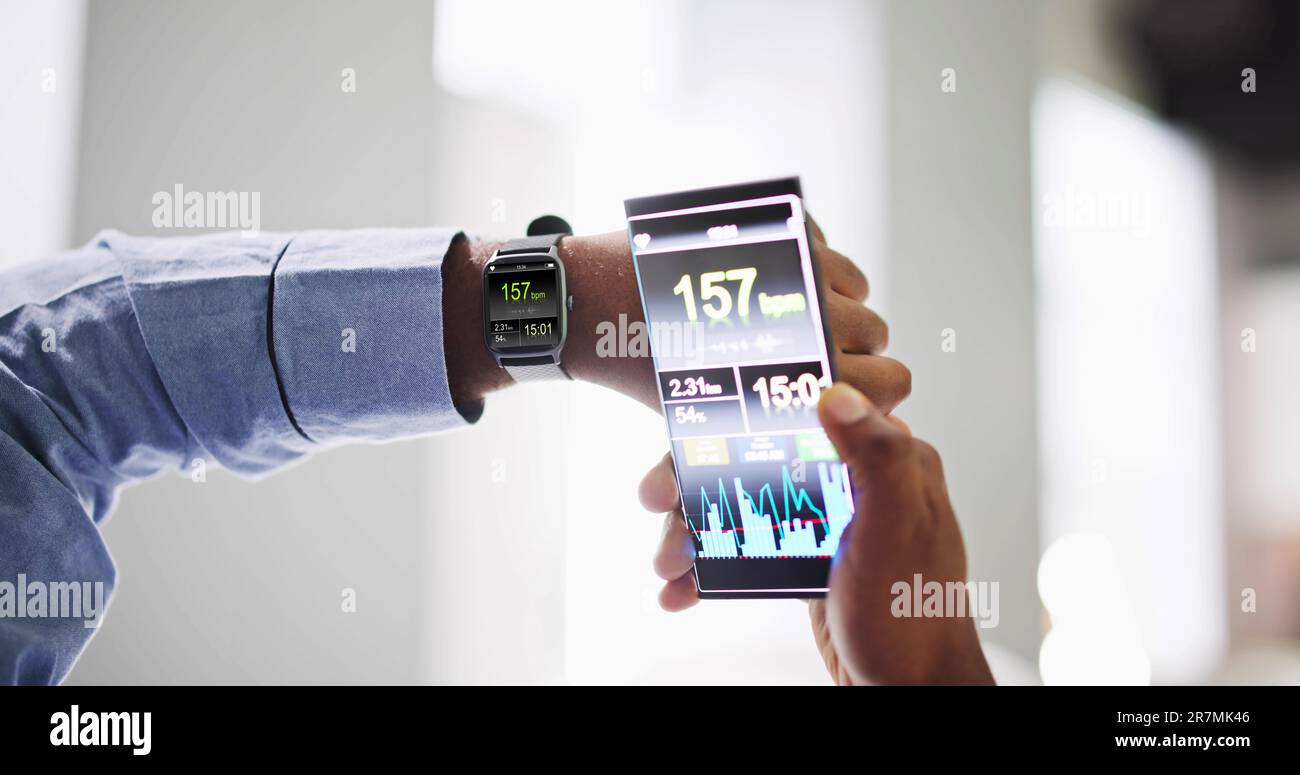 Smart Watch Heartbeat Display. Smartwatch Sleep Monitor Stock Photo Alamy