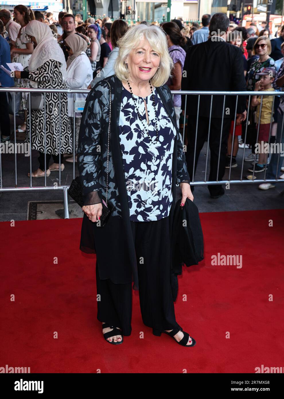 Alison steadman obe hires stock photography and images Alamy