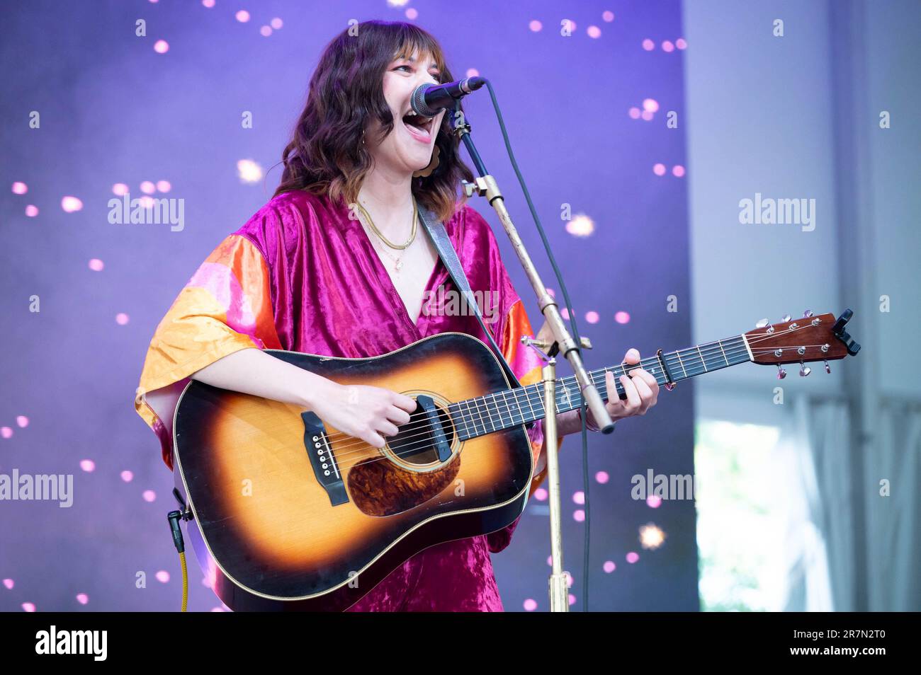 Manchester, United States. 19th June, 2022. Molly Tuttle and Golden Highway perform during Day 1 of the 2023 Bonnaroo Music & Arts Festival on June 15, 2023 in Manchester, Tennessee. Photo: Darren Eagles/imageSPACE Credit: Imagespace/Alamy Live News Stock Photo