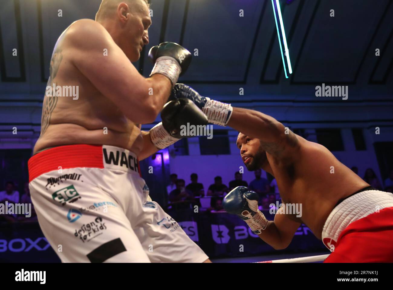 Frazer Clarke (right) in action against Mariusz Wach during their Heavyweight bout at York Hall, London. Picture date: Friday June 16, 2023. Stock Photo