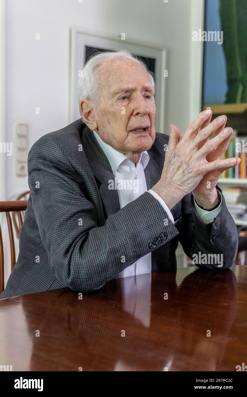 Für eine Handvoll Dollar (1964) - IMDb, image size:866x1390