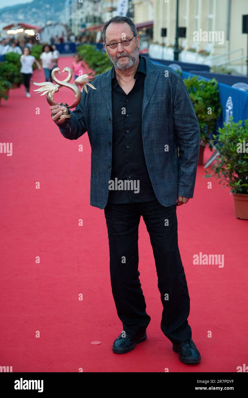 Cabourg, France. 16th June, 2023. Jean Reno poses after receiving a Swann of honor for his entire career during the red carpet as part of the 37th Cabourg Film Festival in Cabourg, France on June 16, 2023. Photo by Aurore Marechal/ABACAPRESS.COM Credit: Abaca Press/Alamy Live News Stock Photo