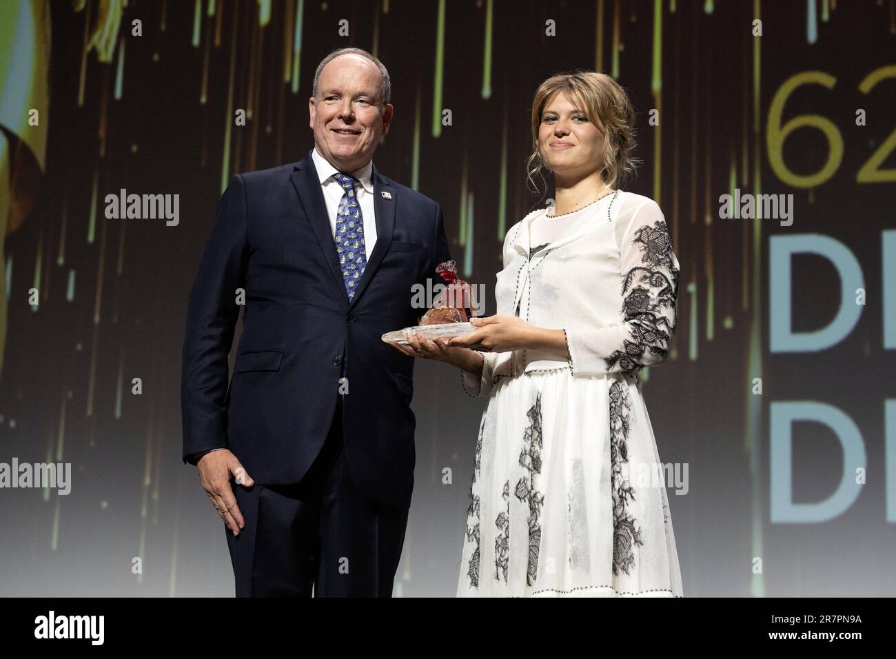 Checy, France. 17th June, 2023. Julia de Nunez receives the Nymphe d Or Award for Best Newcomer Actress by Prince Albert II of Monaco during the opening ceremony during the 62nd Monte Carlo TV Festival on June 16, 2023 in Monte-Carlo, Monaco. Photo by David Niviere/ABACAPRESS.COM Credit: Abaca Press/Alamy Live News Stock Photo