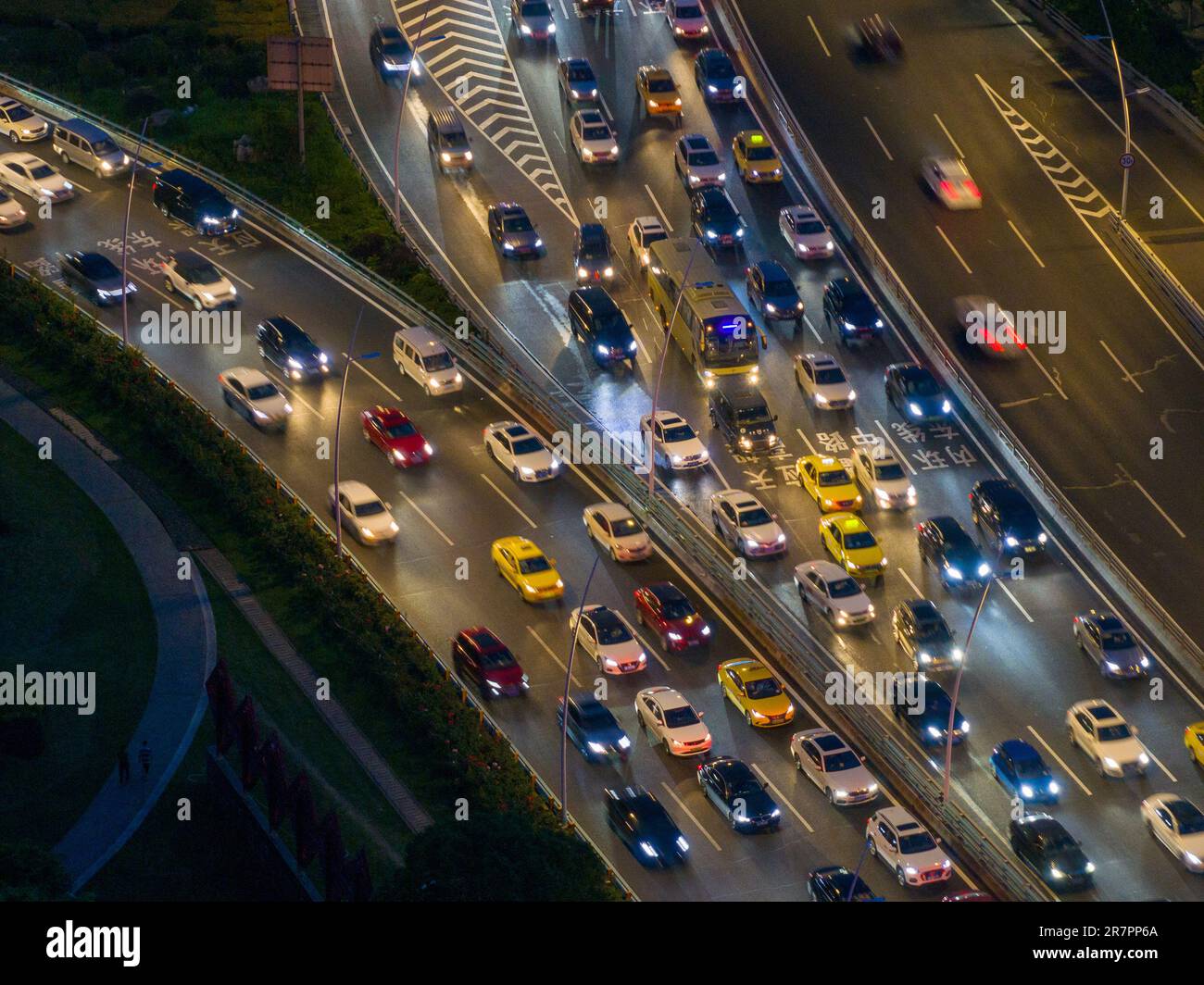 Aerial photo shows the traffic flow on a viaduct in Nanjing, East China ...