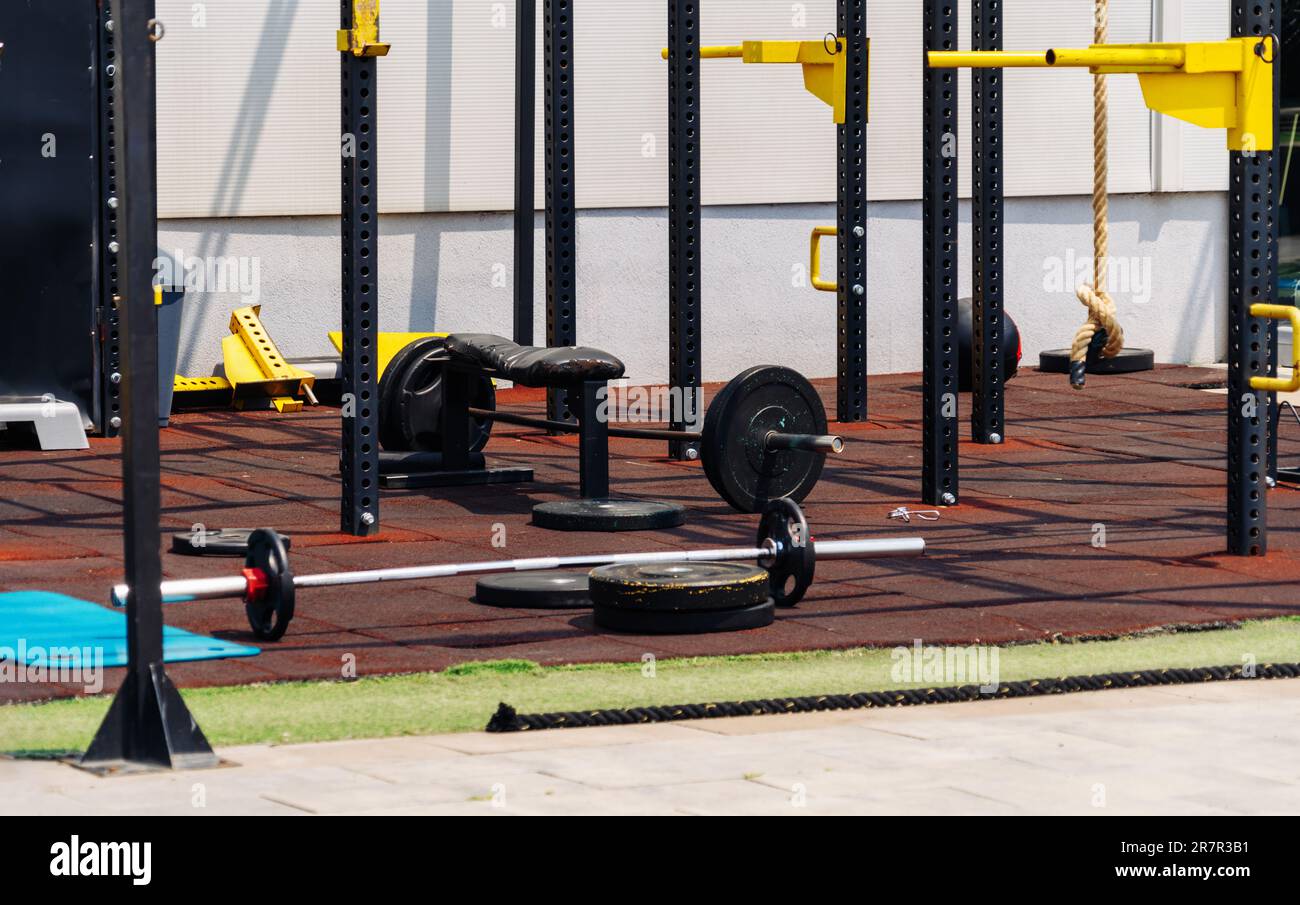 outdoor workout area street work out barbells Stock Photo Alamy
