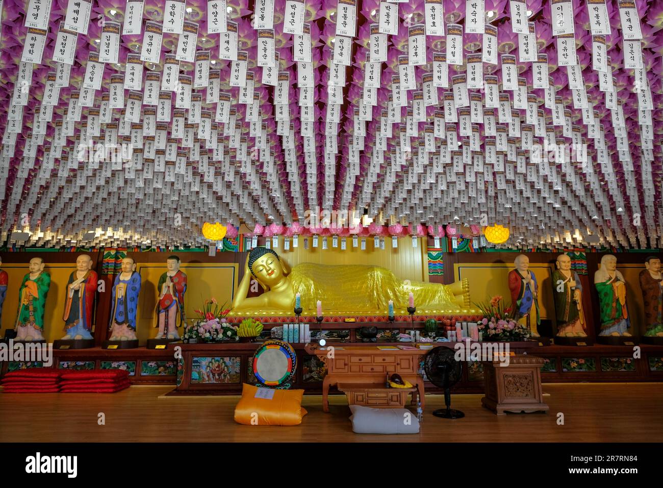 Experience South Korea Through Its Breathtaking Temples