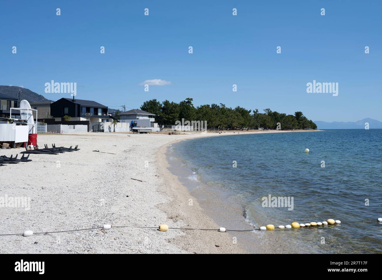 Otsu, Shiga Prefecture, Japan. 19th Mar, 2023. The beaches of Lake Biwa ...