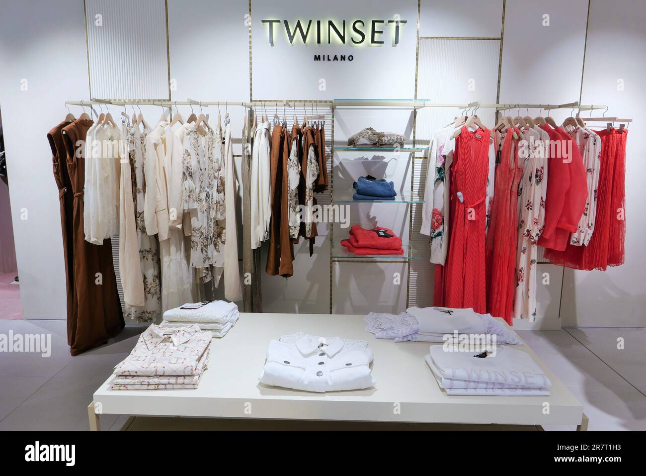 Twinset clothes hi-res stock photography and images - Alamy