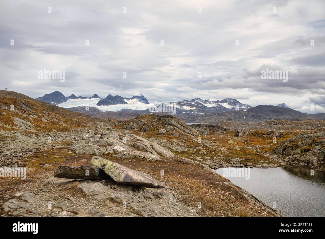 Mountains at Snofjellet, Breheimen National Park, Sogn og Fjordane, Norway  Stock Photo - Alamy