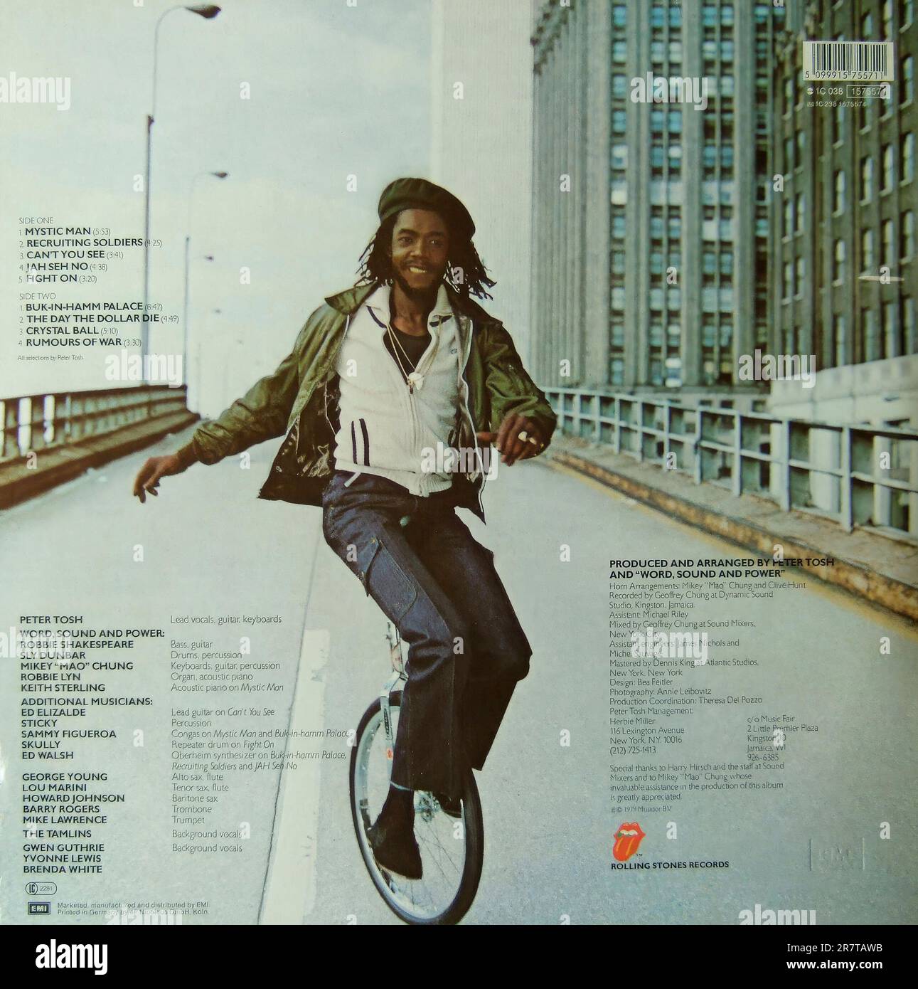 Portada de album Peter Tosh - Buk-In-Hamm PalaceGénero: Reggae, Funk