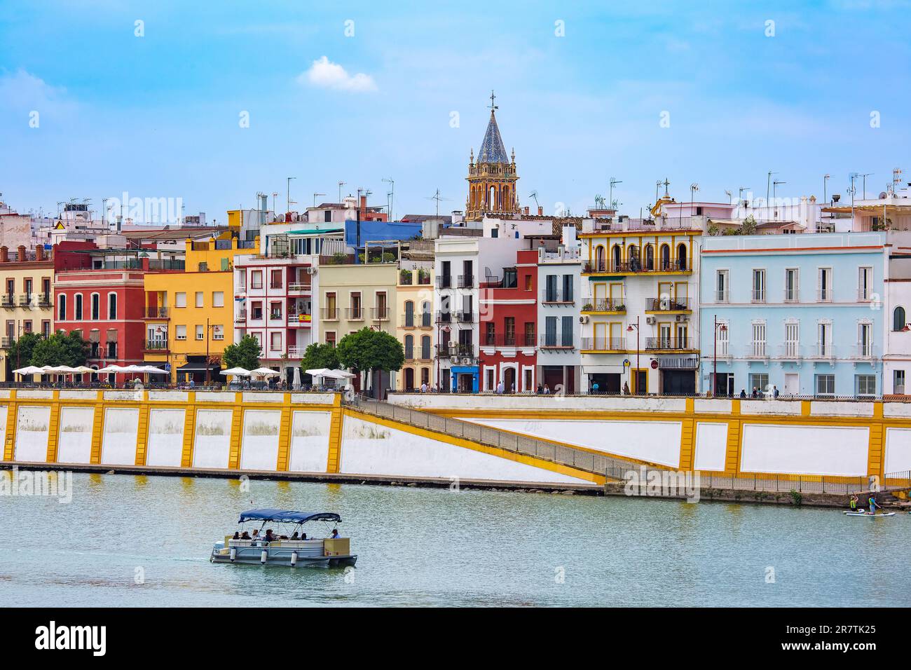 Triana seville street evening hi-res stock photography and images - Alamy