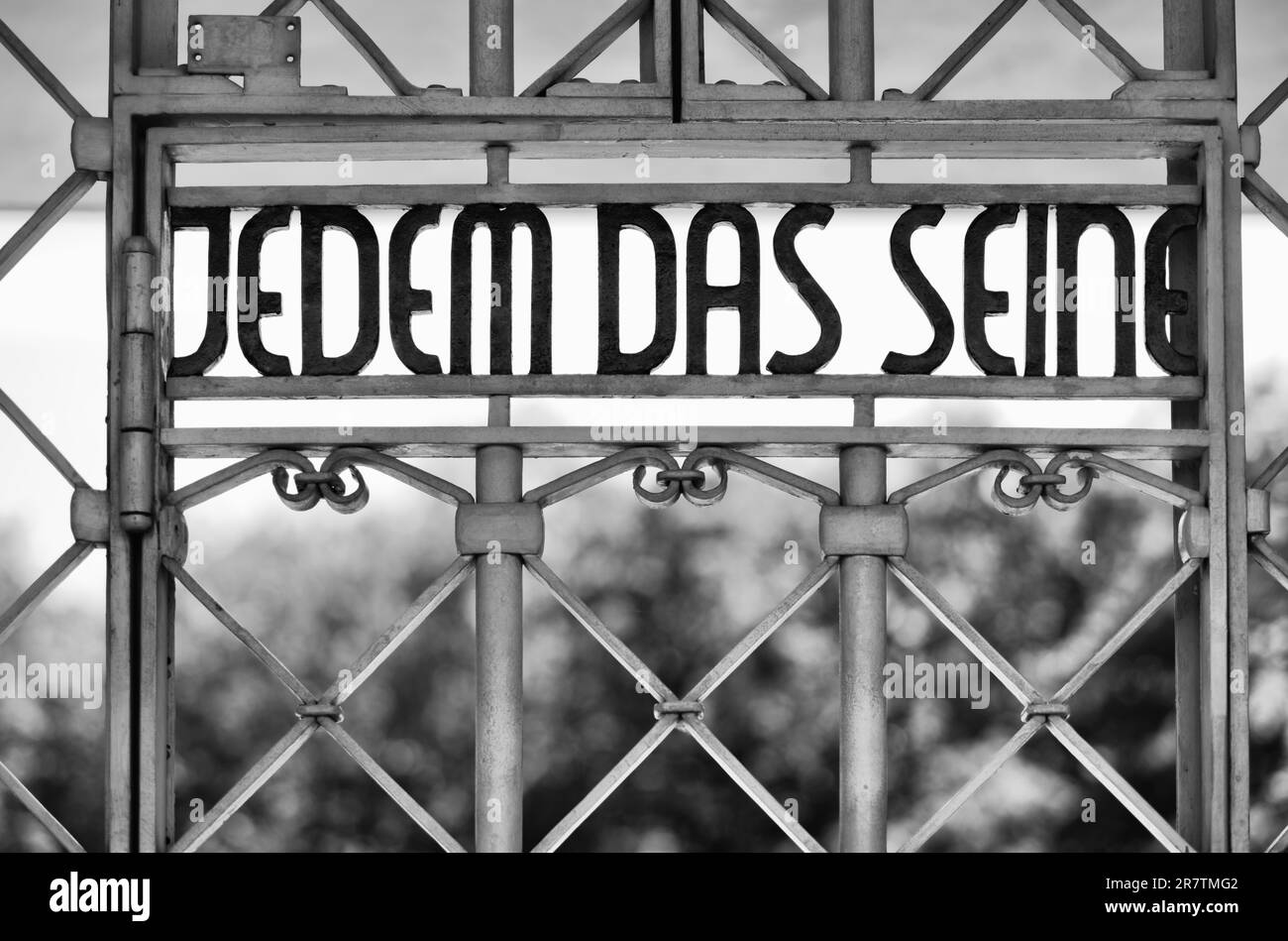 Entrance gate to beech forest concentration camp with the saying JEDEM DAS SEINE in Bauhaus script by Franz Ehrlich, former beech forest Stock Photo