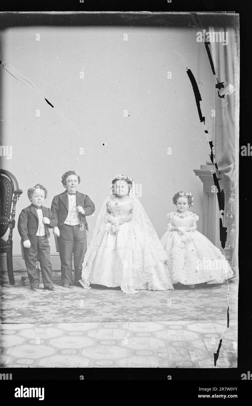 Stratton Warren Tutorial Strattons, G.W.M. Nutt and Minnie Warren (wedding party) c. 1860-1870 ...