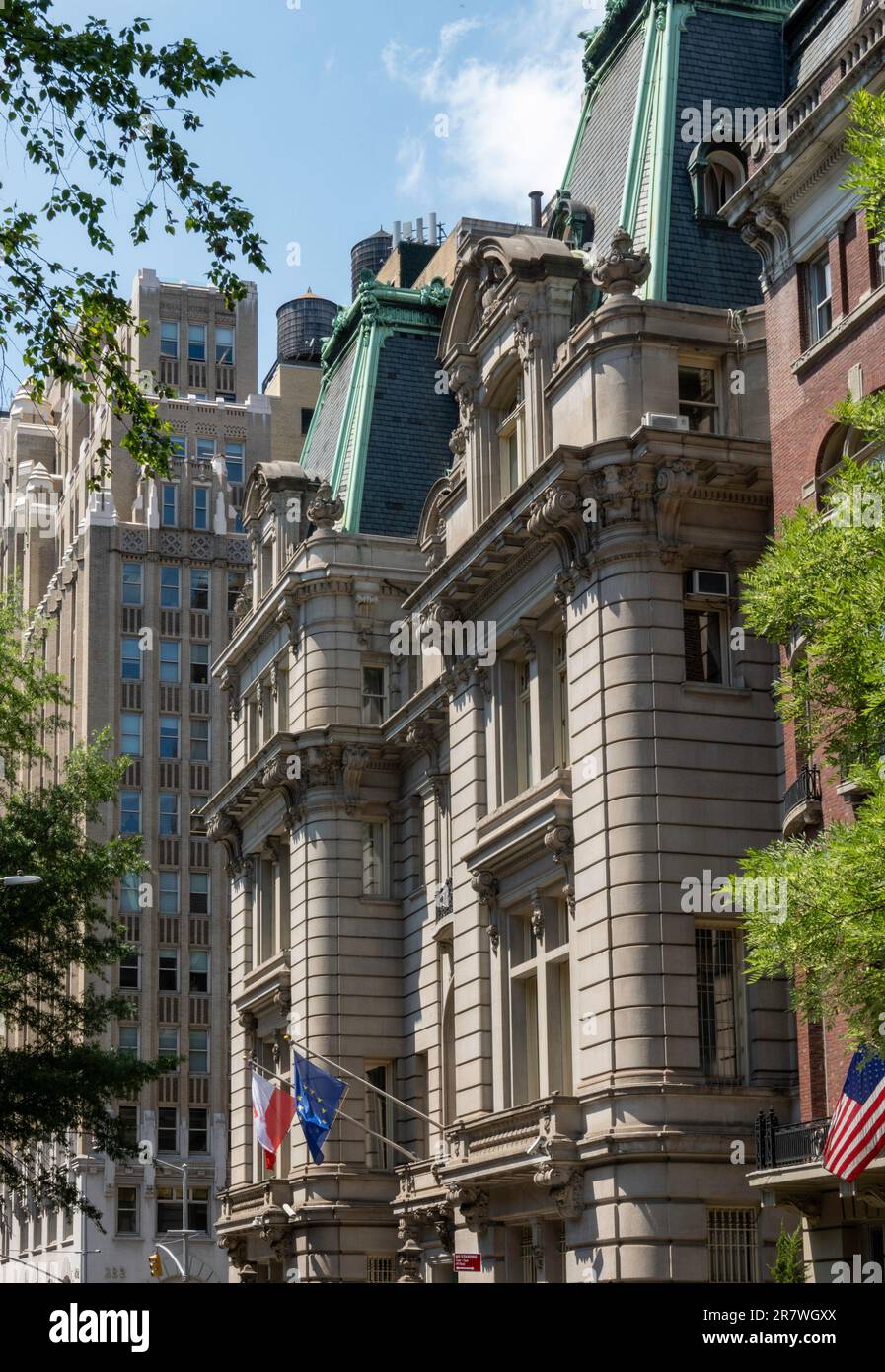 Colossal mansard roof hires stock photography and images Alamy