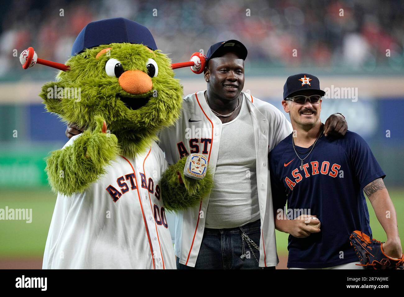 Orbit Welcomes Astros Back Home! Plus, Houston's Mascot History!