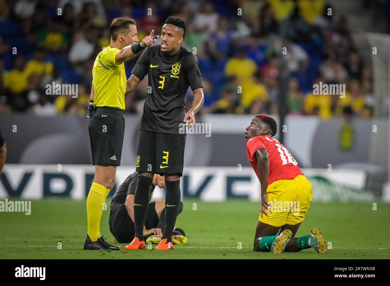 Barcelona, Spain. 17th June, 2023. Eder Militao (Brazil) during a International Frendly match between Brazil and Guinea at Stage Front Stadium, in Barcelona, Spain on June 17, 2023. (Photo/Felipe Mondino) Credit: Independent Photo Agency/Alamy Live News Stock Photo