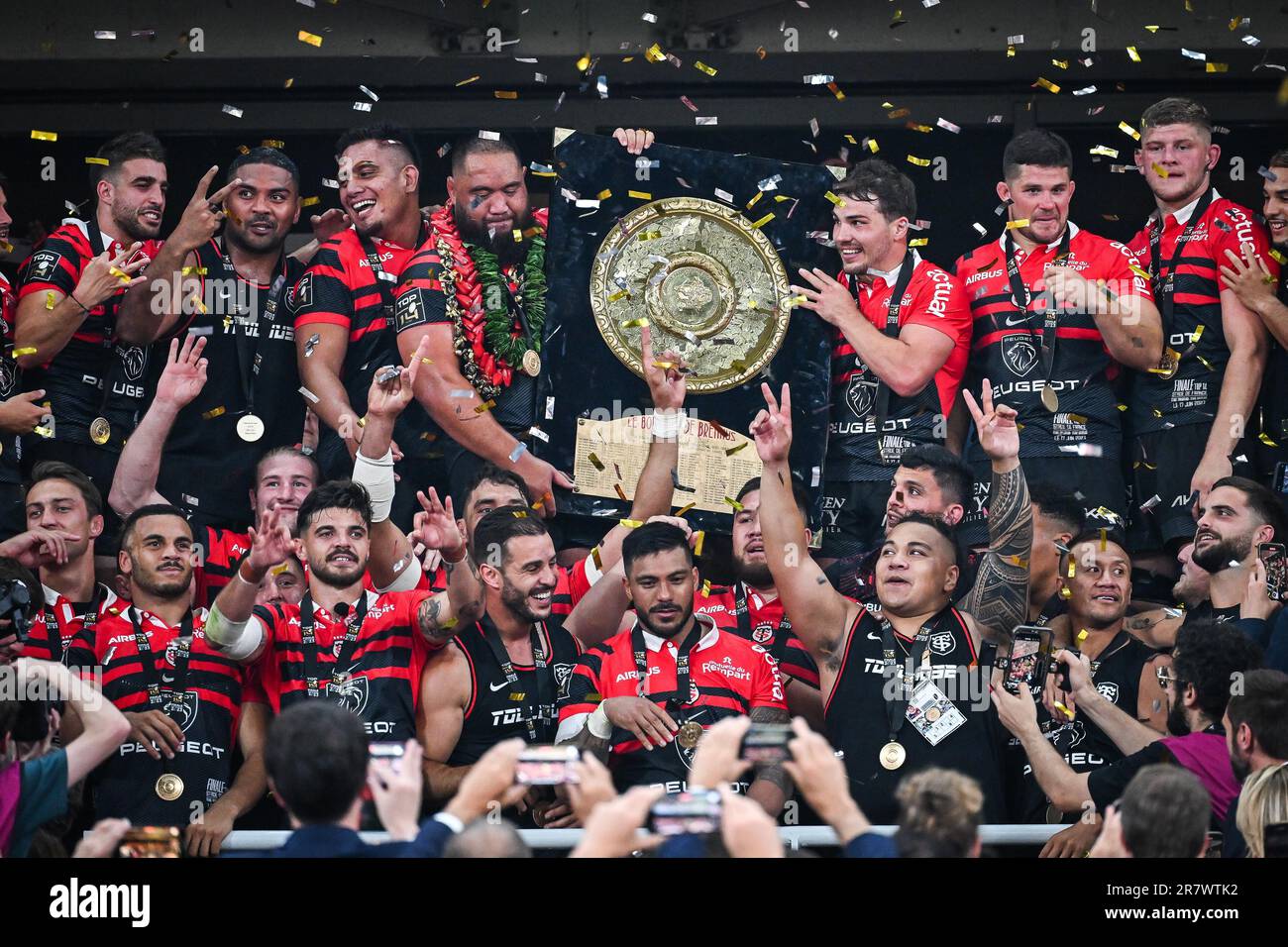 Team of Toulouse celebrate his victory during the French championship Top  14 rugby union Final match between Stade Toulousain (Toulouse) and Stade  Rochelais (La Rochelle) on June 17, 2023 at Stade de