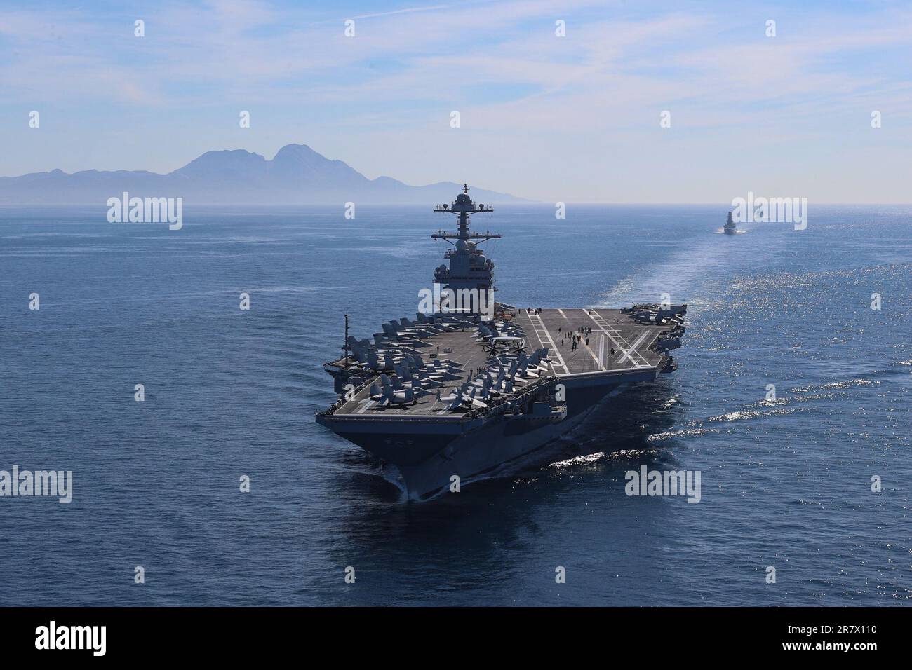 Cvn 80 hi-res stock photography and images - Alamy
