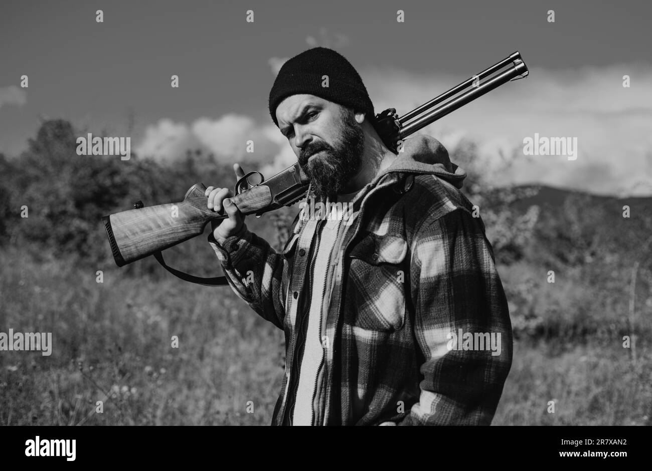 Hunter with shotgun gun on hunt. Gun rifle Stock Photo Alamy