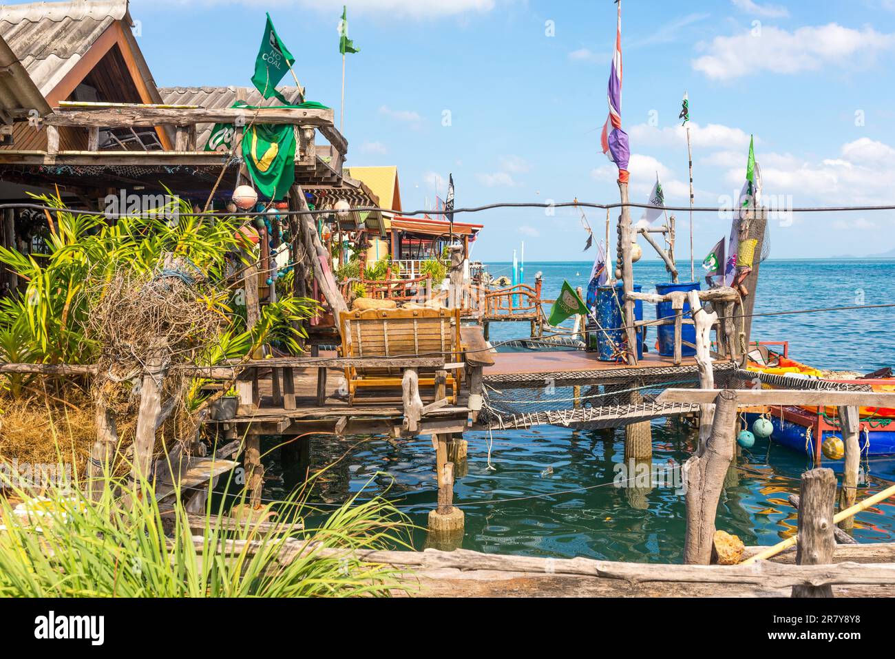 the-saladan-pier-in-the-main-village-ban-saladan-on-ko-lanta-thailand