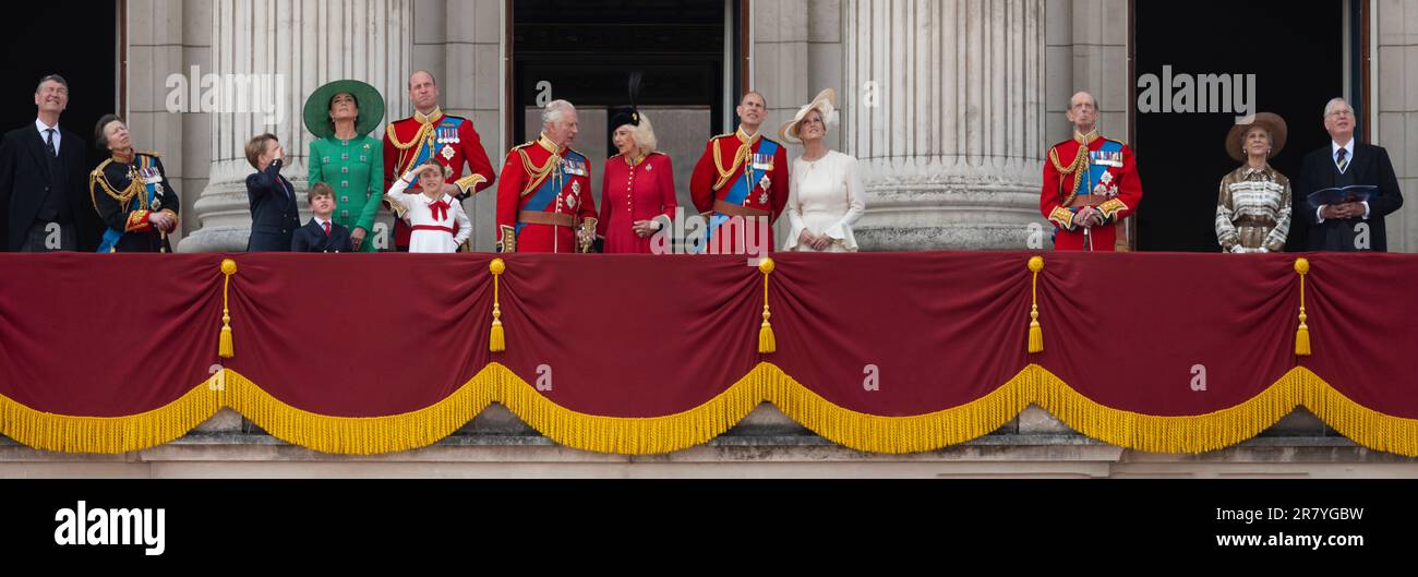 London, UK 17 June 2023. After Trooping the Colour (The King’s Birthday Parade) takes place senior members of the Royal Family watch the traditional flypast by the RAF from the balcony at Buckingham Palace. Left to right: Vice Admiral Sir Timothy Laurence; Anne, Princess Royal; Prince George, Prince Louis, Catherine Princess of Wales, William Prince of Wales, Princess Charlotte, HRH King Charles III, Queen Camilla, Edward Duke of Edinburgh, Sophie Duchess of Edinburgh; the Duke of Kent, the Duke and Duchess of Gloucester Stock Photo