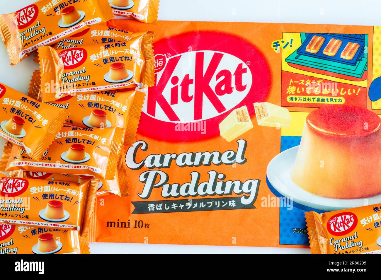Box of 10 Japanese cookable caramel pudding mini kitkats with several