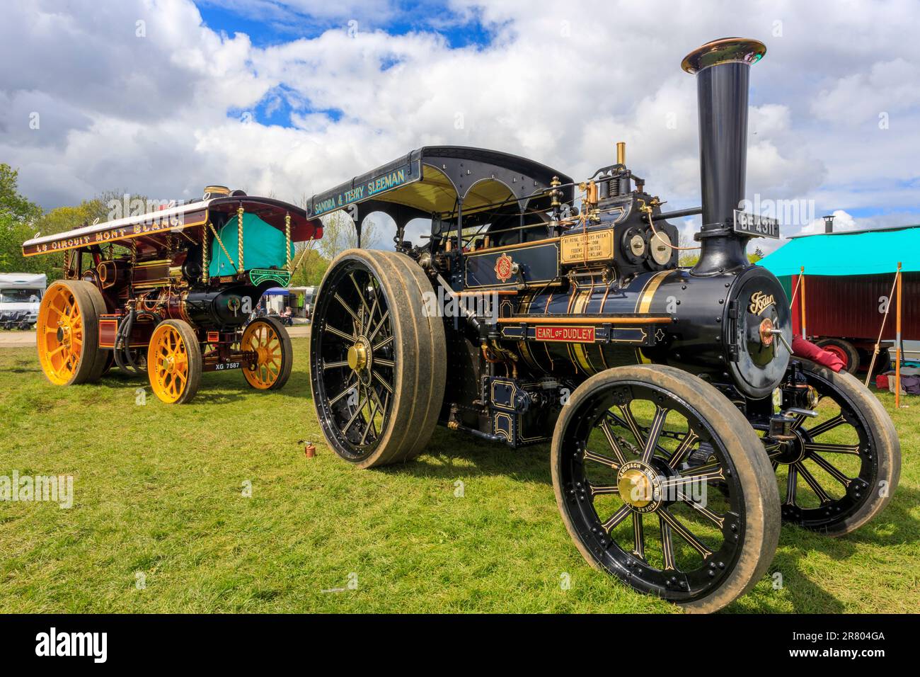 2016 Fowler Super Lion new-build showman’s engine Onward &1907 Foden traction engine Earl of Dudley at Abbey Hill Steam Rally,Yeovil, Somerset, UK Stock Photo