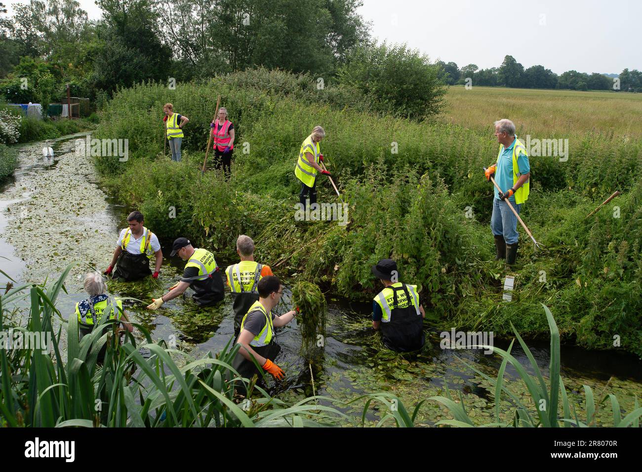 Eton Wick, UK. 18th June, 2023. Local residents and volunteers from the