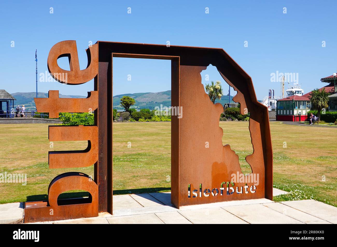 welcome-to-bute-sculpture-hi-res-stock-photography-and-images-alamy