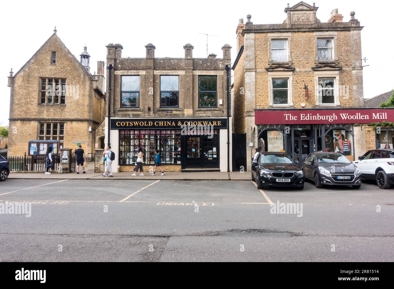 Bourton on Water high street Stock Photo Alamy