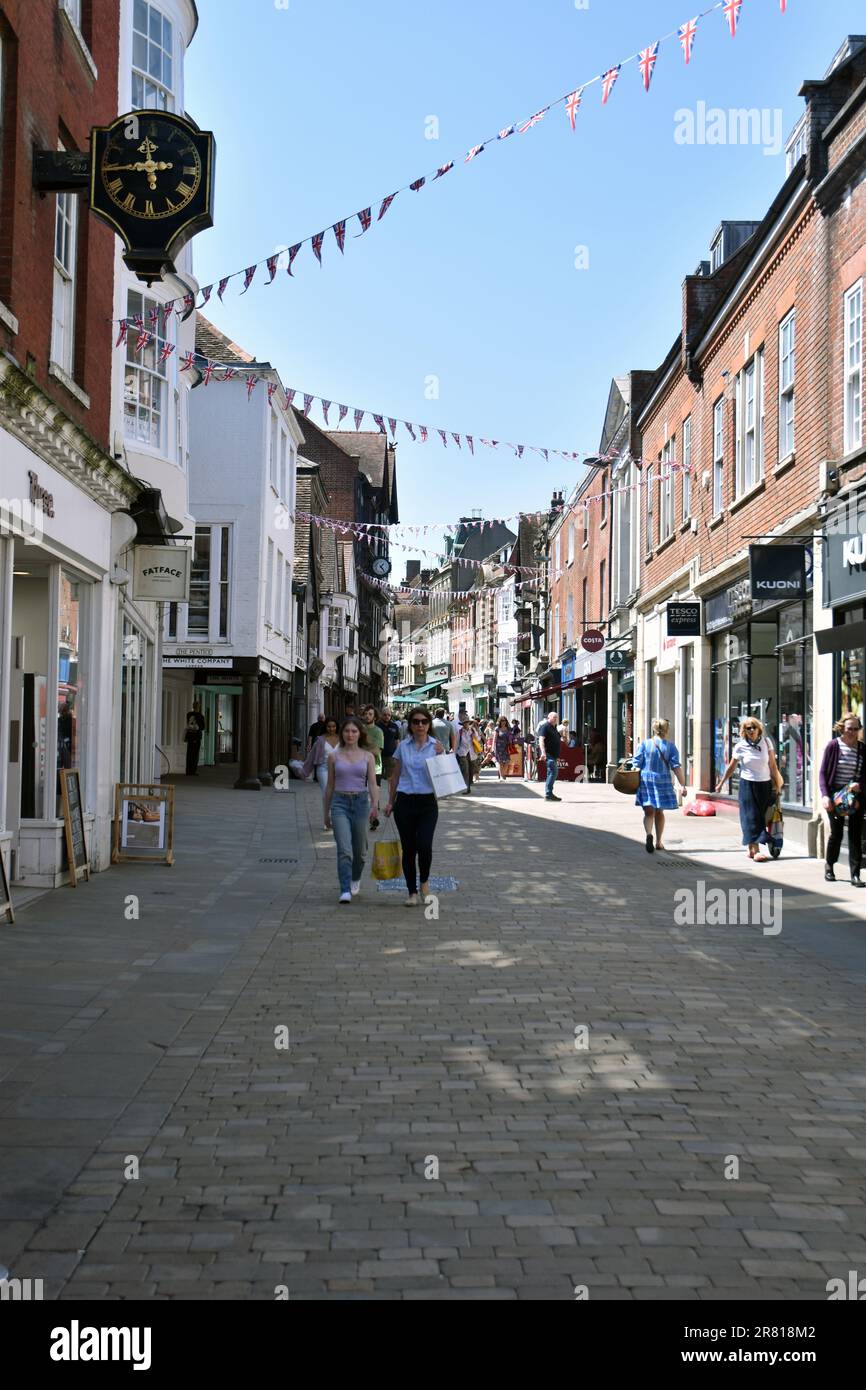 Busy winchester high street hi-res stock photography and images - Alamy