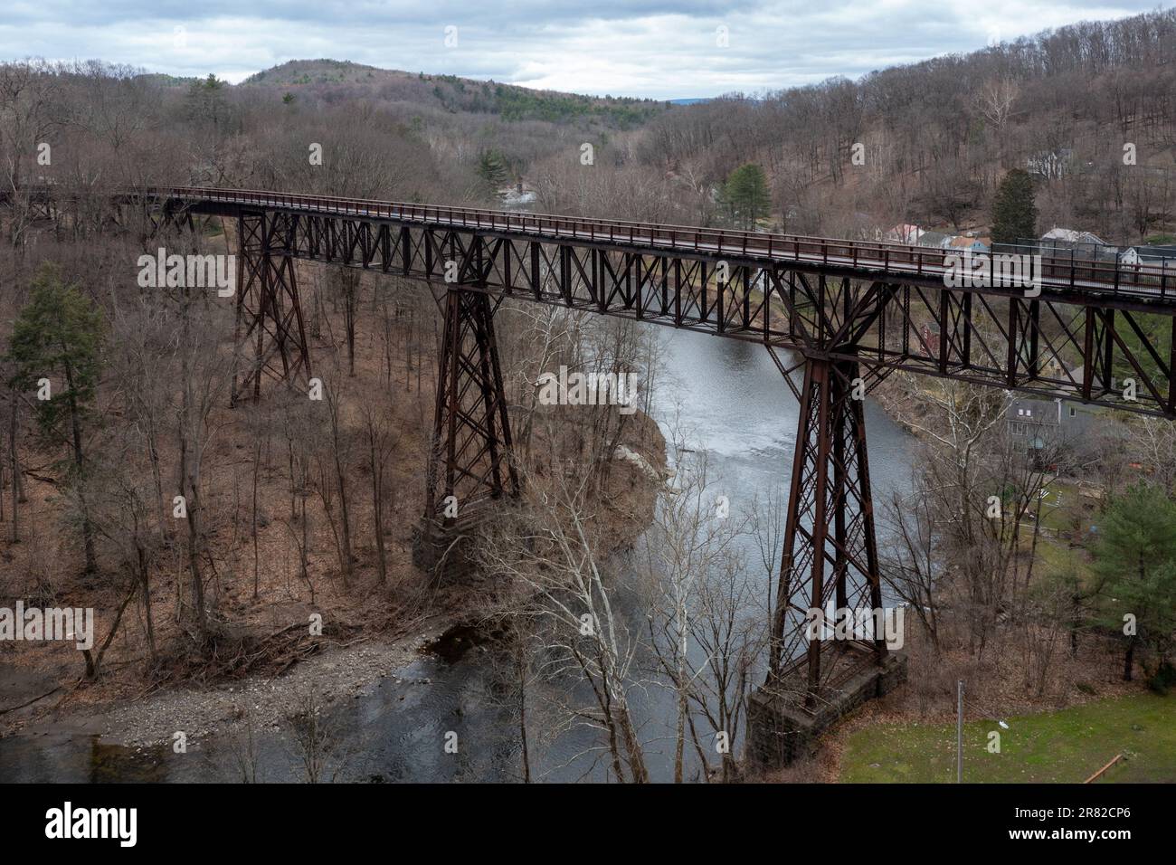Abandoned Train Trestles Nyc Train Trestle Hi Res Stock Photography