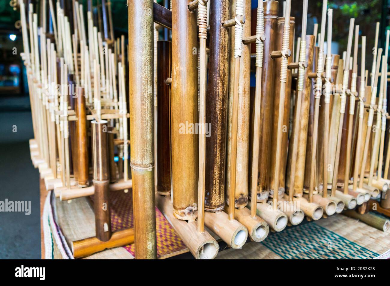 angklung-folk-musical-instrument-among-the-sundanese-people-in