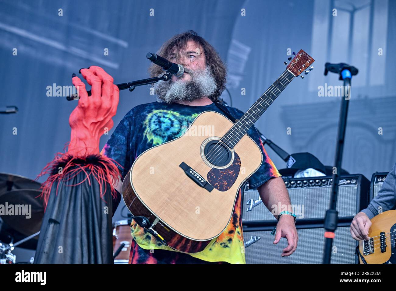 Clisson, France. 18th June, 2023. Jack Black with Tenacious D performing  live on stage during Hellfest Open Air Festival in Clisson, France on June  18, 2023. Photo by Julien Reynaud/APS-Medias/ABACAPRESS.COM Credit: Abaca