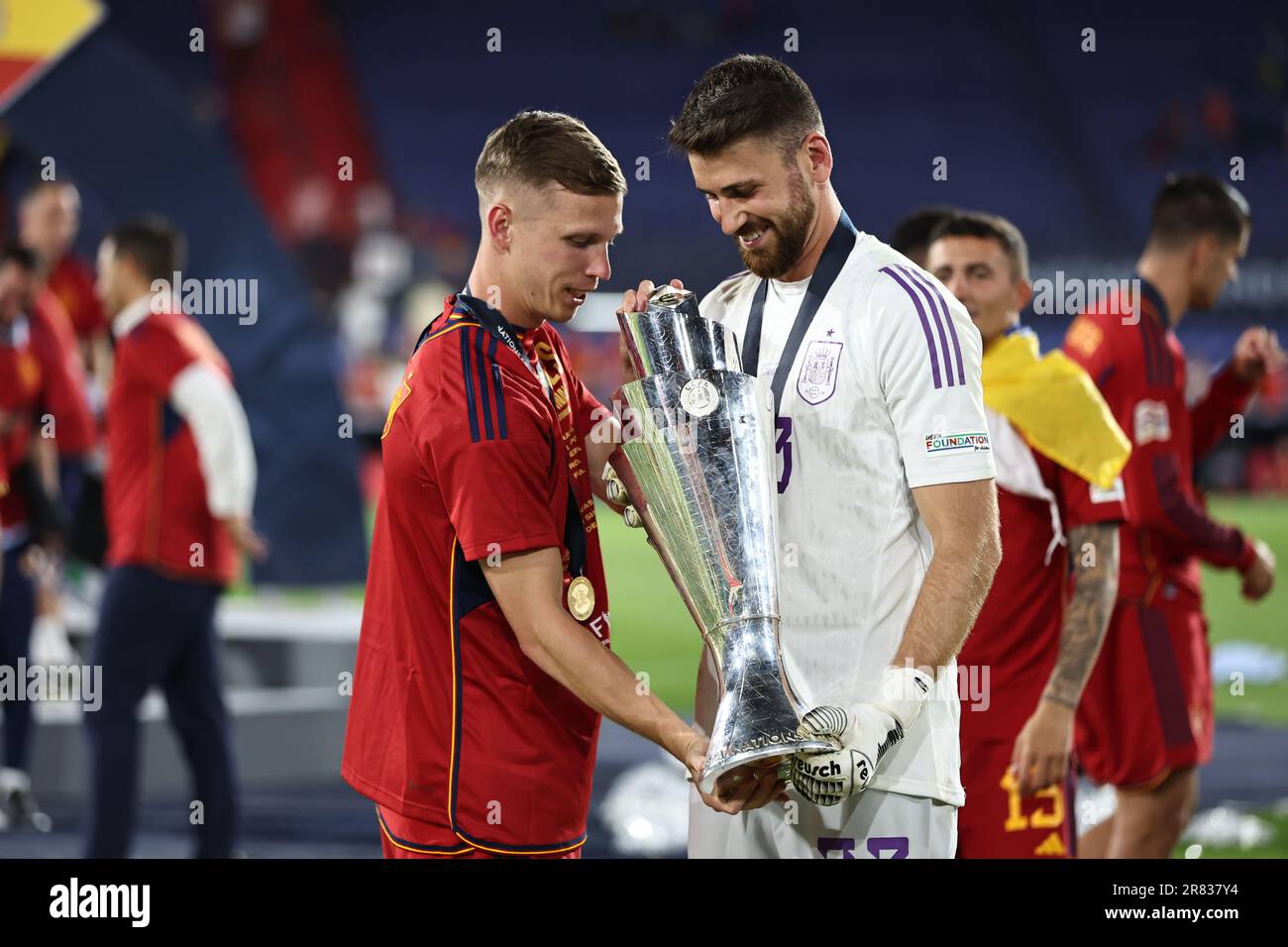 rotterdam-netherlands-23-unai-simon-keeper-with-the-trophy-dani