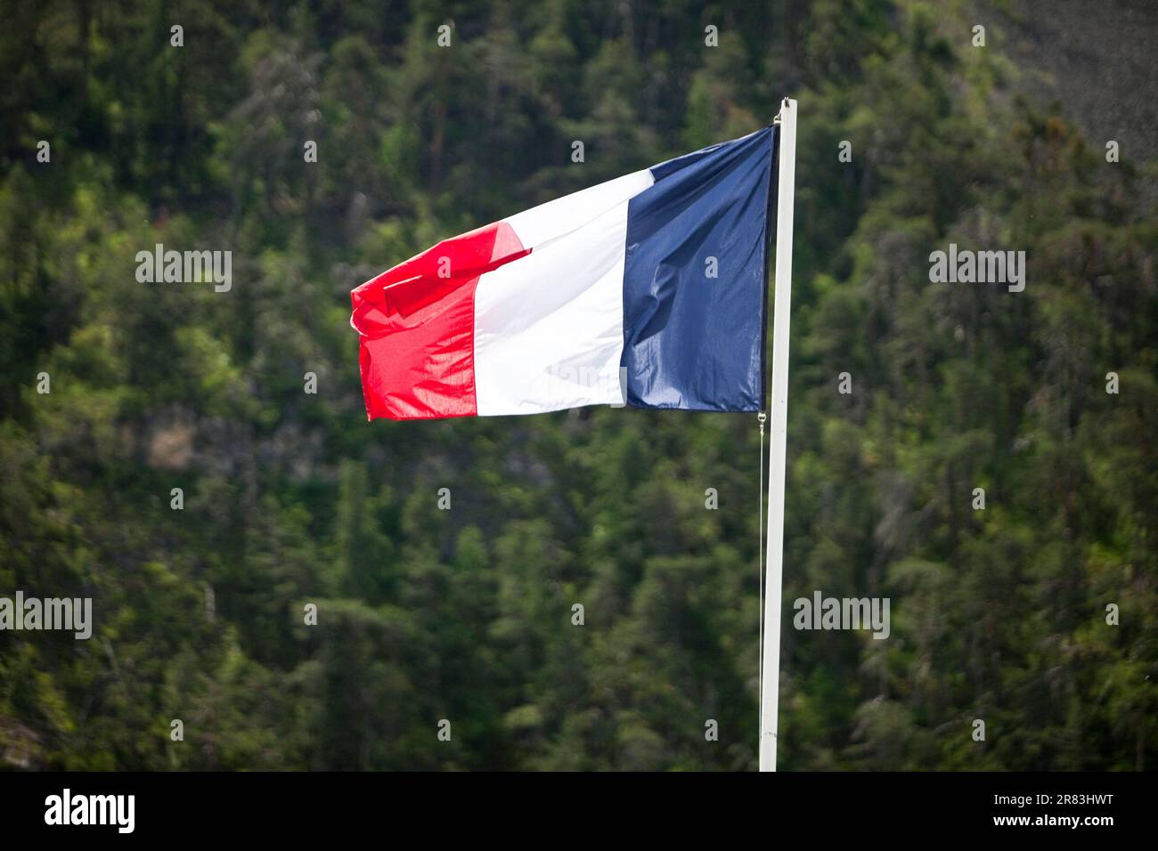 Briancon, France. 18th June, 2023. The French flag, France on June 18, 2023. The young volunteers of the SNU (Universal National Service) on an internship in Ancelle in the Hautes-Alpes take part in the commemoration ceremony of the 83rd anniversary of the Appeal of June 18, 1940 in Briancon. Photo by Thibaut Durand/ABACAPRESS.COM Credit: Abaca Press/Alamy Live News Stock Photo