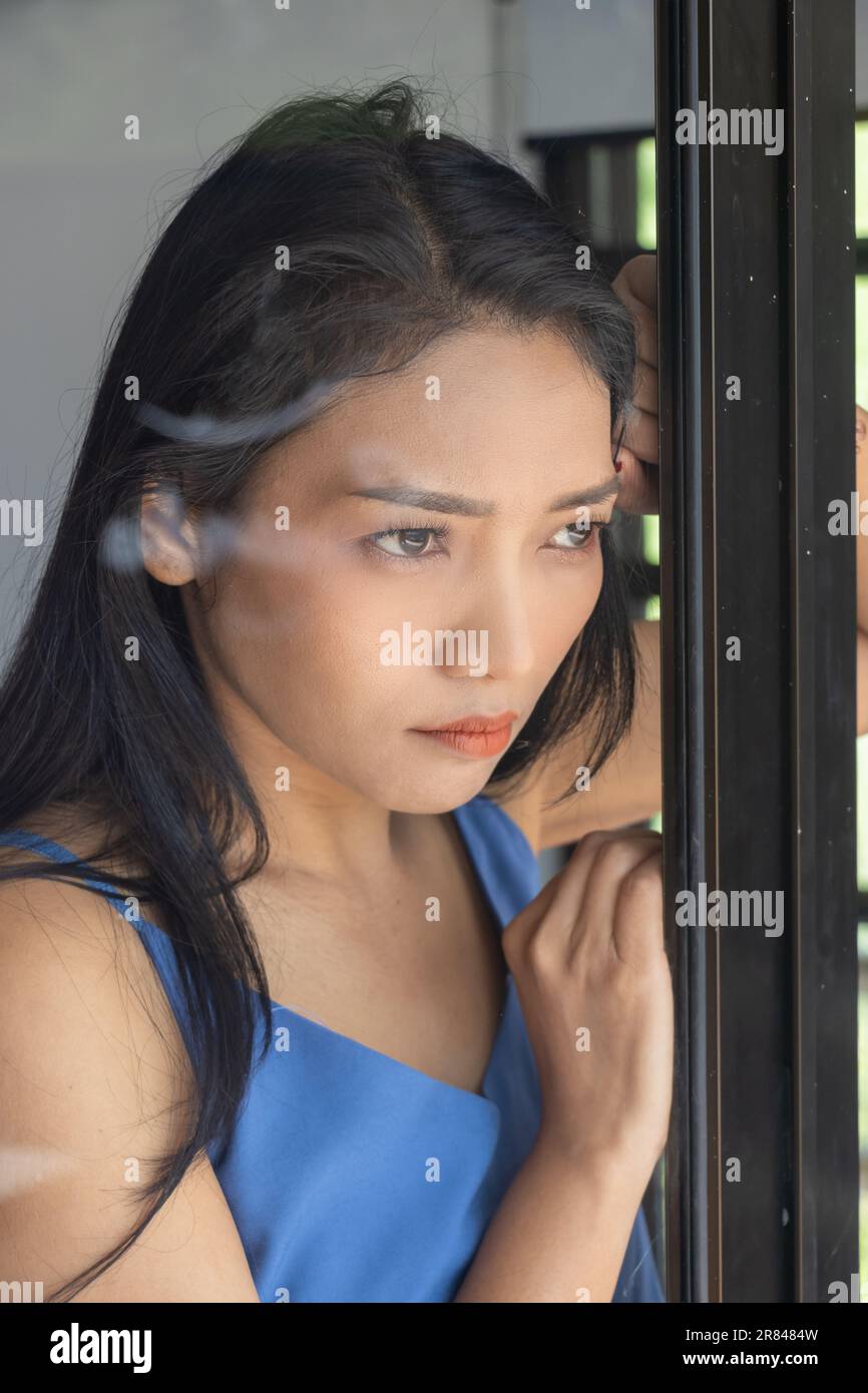 Portrait asian woman sad face hi-res stock photography and images - Alamy