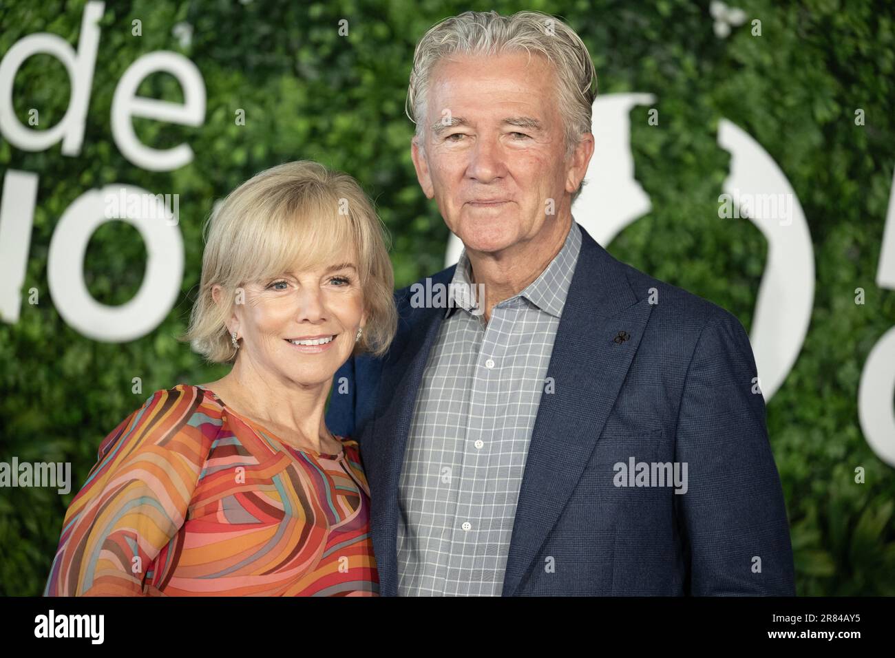Linda purl and patrick duffy hi-res stock photography and images - Alamy