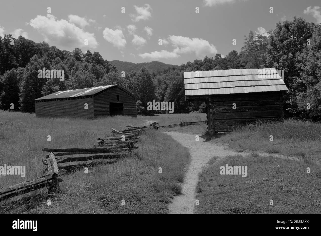 The Dan Lawson Farmstead, Cades Cove Stock Photo Alamy