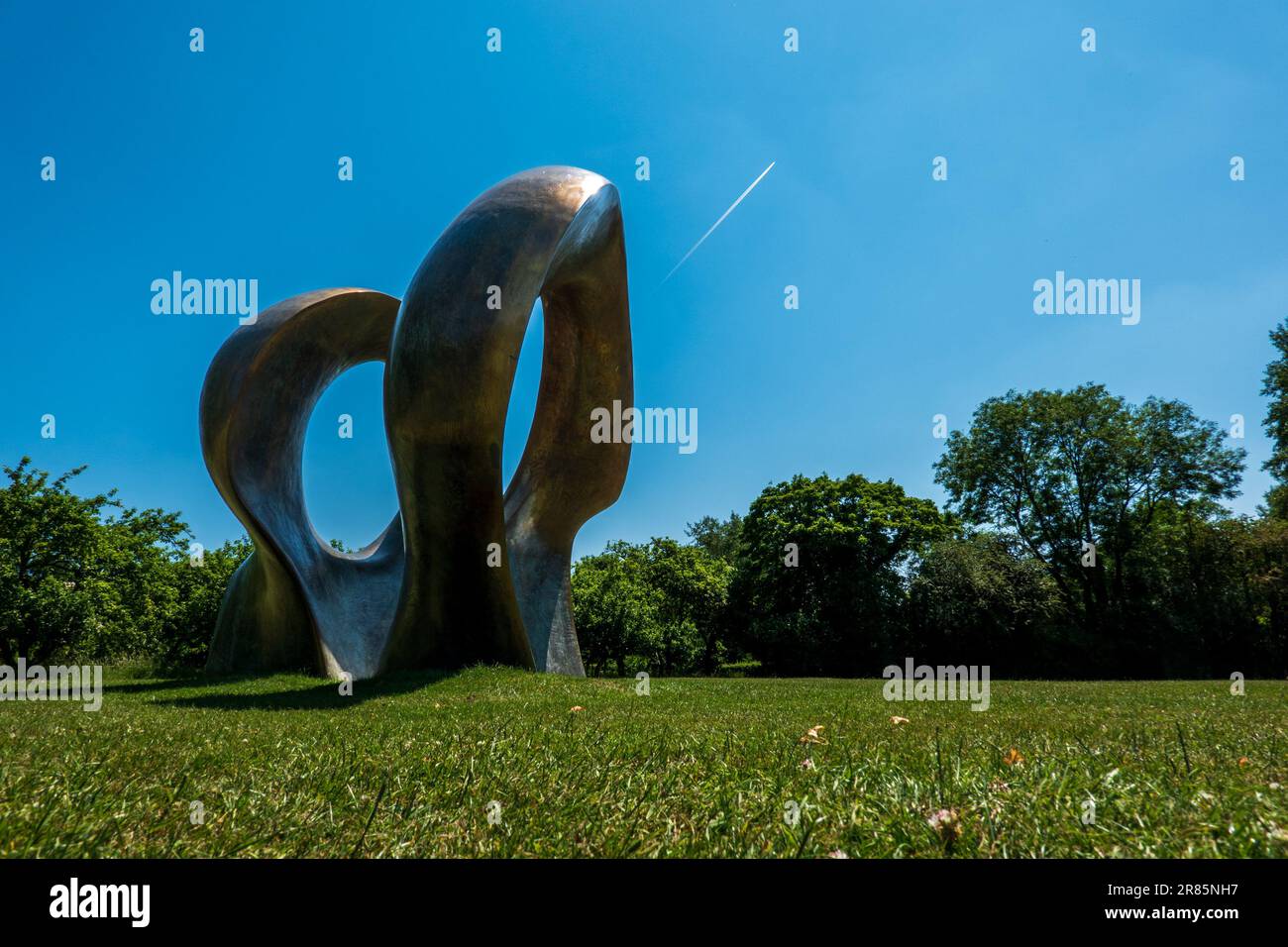 Double Oval Henry Moore, Perry Green Stock Photo
