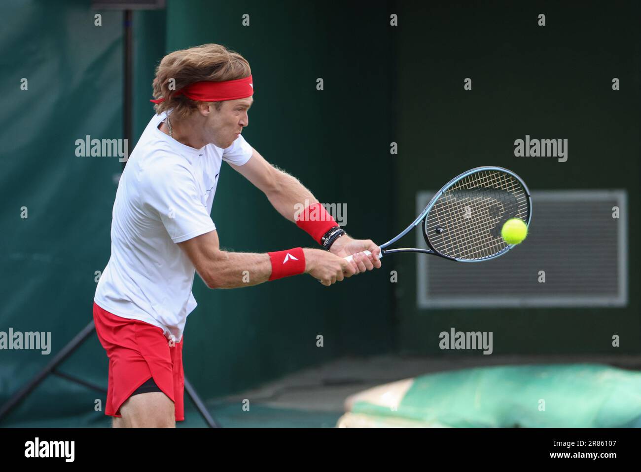 Halle, Germany. 19th June, 2023. Tennis ATP Tour doubles, men, round of 16; Rublev (Russia) and Zverev (Germany) vs. Lammons (USA) and Withrow (USA)