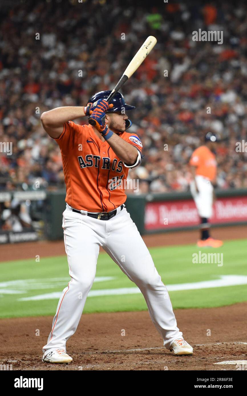 Houston Astros catcher Yainer Diaz (21) during the MLB interleague game