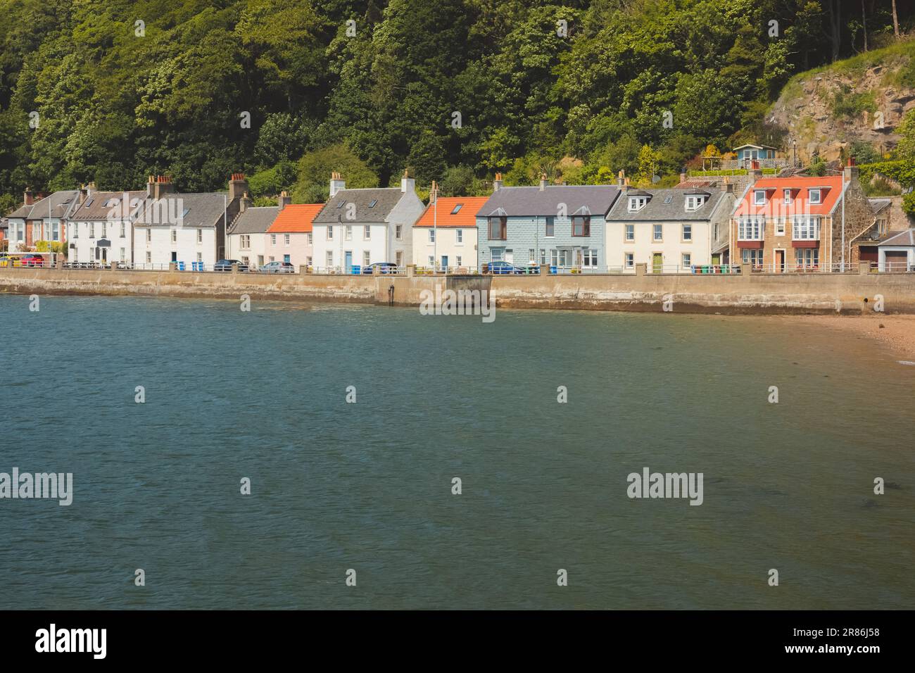Scottish colourful seaside homes hires stock photography and images