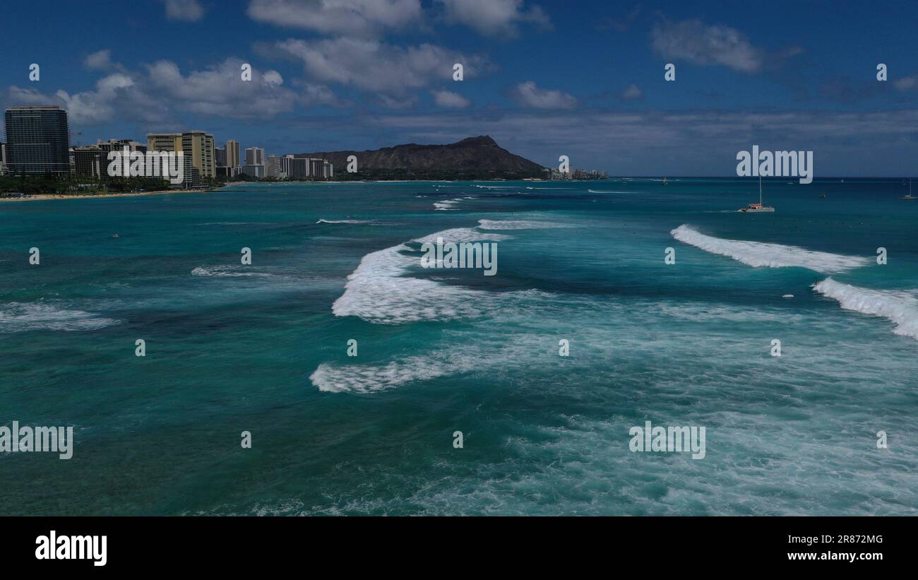 Waikiki beach hawaii aerial tour hi-res stock photography and images ...