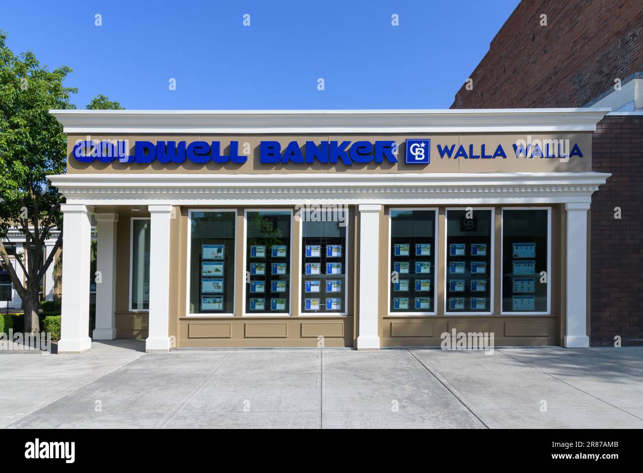 Coldwell banker logo hi-res stock photography and images - Alamy