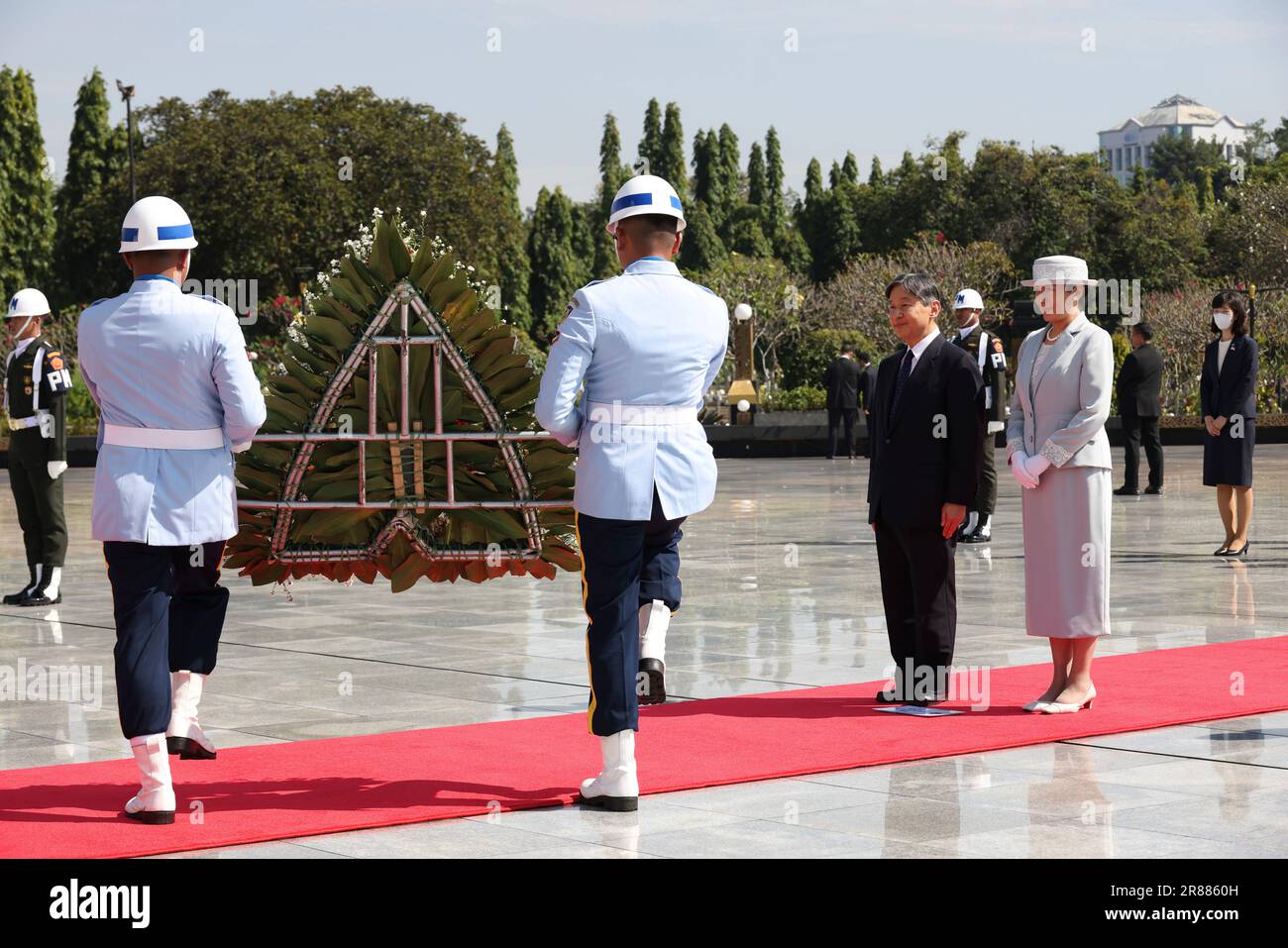 Japanese Emperor Naruhito and Empress Masako to offer flowers at Taman