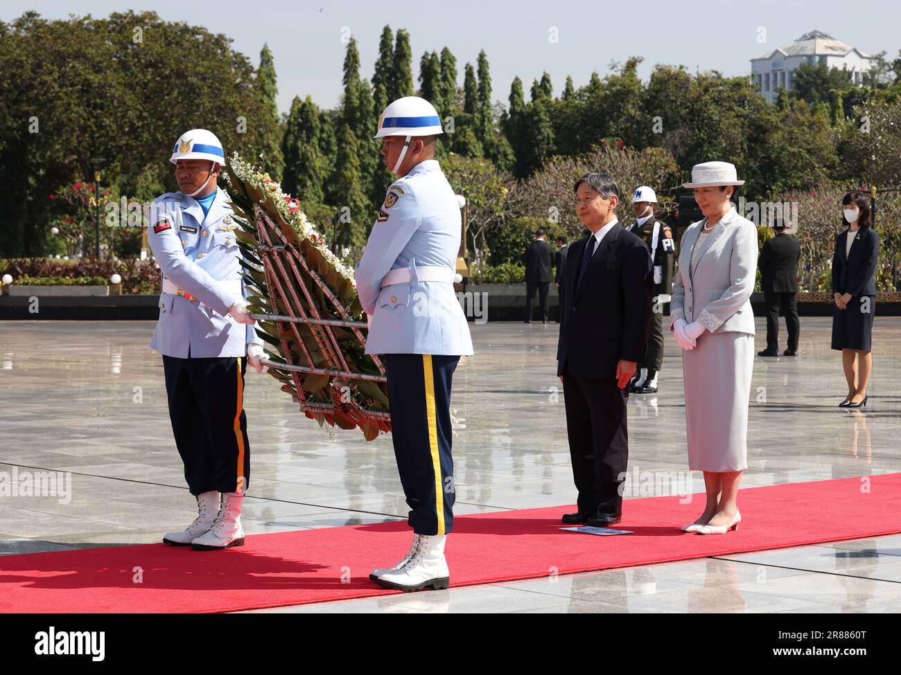 Japanese Emperor Naruhito and Empress Masako to offer flowers at Taman