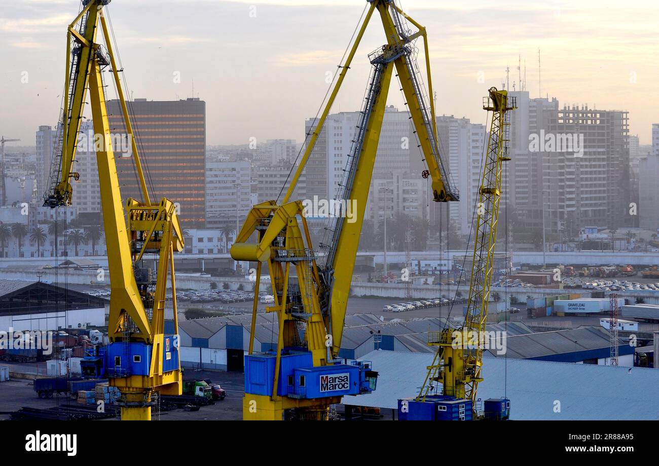 Contener harbour in Casablanca, ship cranes Stock Photo - Alamy