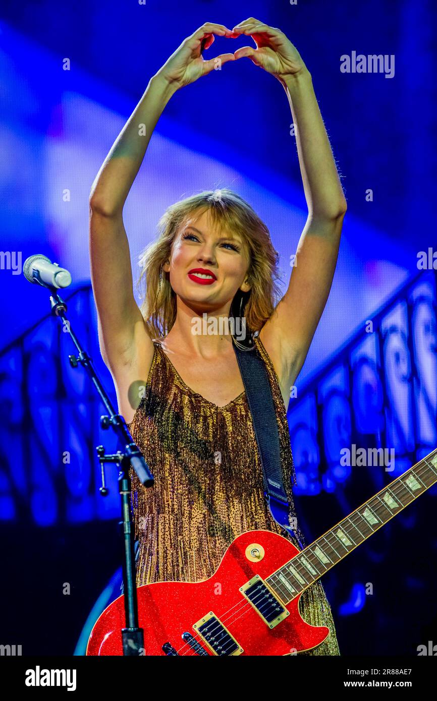 Taylor Swift performs live in concert, Vector Arena, Auckland, New Zealand, Friday, March 16, 2012 Stock Photo
