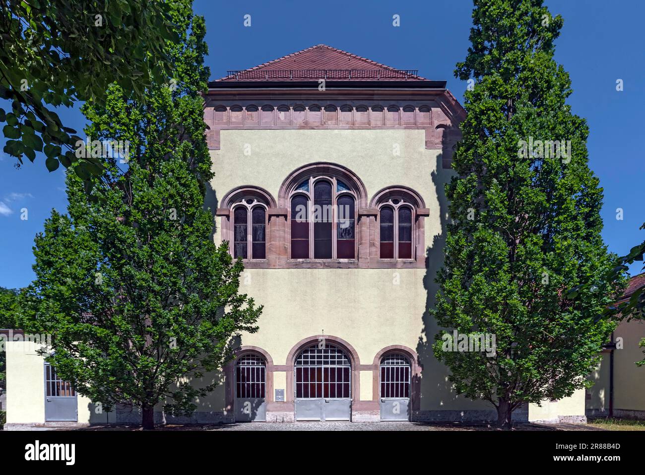 Mourning Hall of the New Jewish Cemetery, Nuremberg, Middle Franconia, Bavaria, Germany Stock Photo